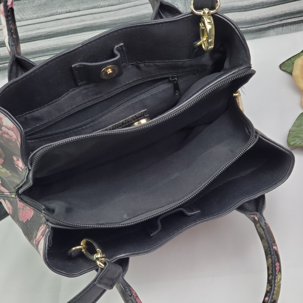 Pending..Christian Siriano Floral Crossbody purse. - Picture 5 of 6